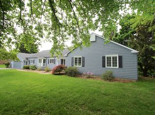 10 Denonville Rdg, Rochester, NY 14625