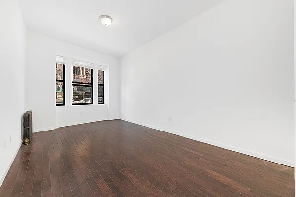 Rented by REAL New York | media 15