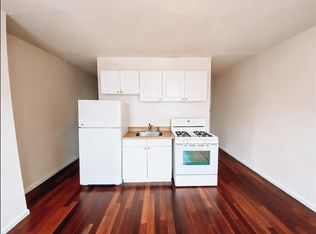 521 S 21st St #2, Philadelphia, PA 19146