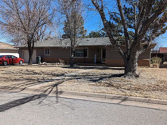 2nd image of 2210 4th Ave