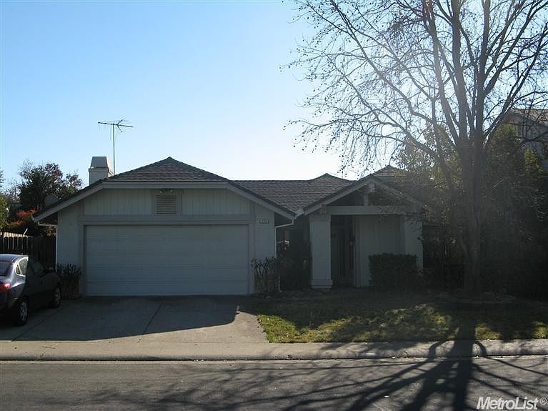 1st image of 115 Stoney Hill Dr