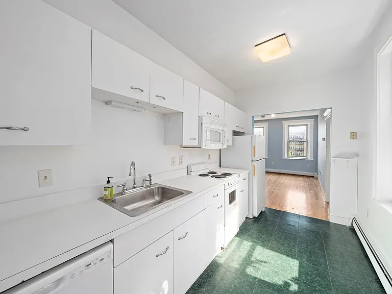 1625 Commonwealth Ave #18 — Photo 7