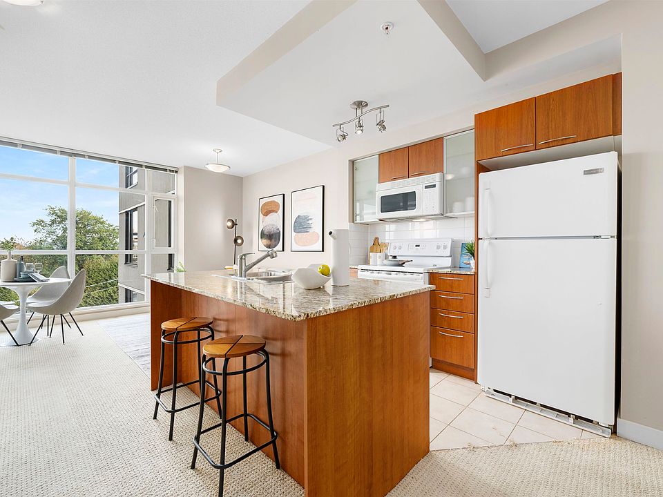 1st image of 1483 King Edward Ave E #657