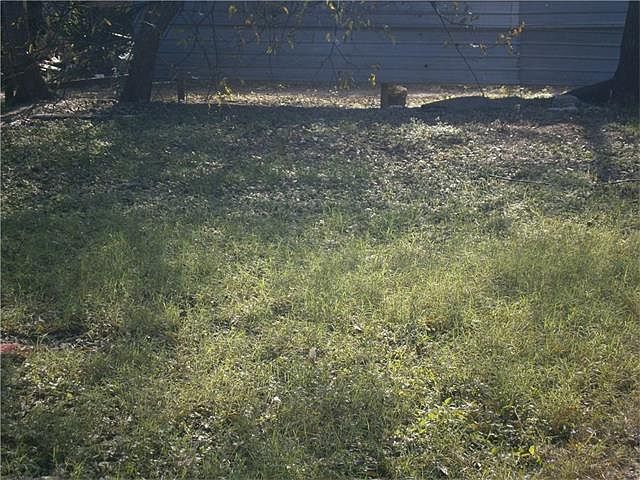 2nd image of 2301 Coronado St