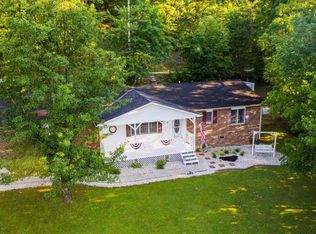 207 Hillview Dr, Raceland, KY 41169