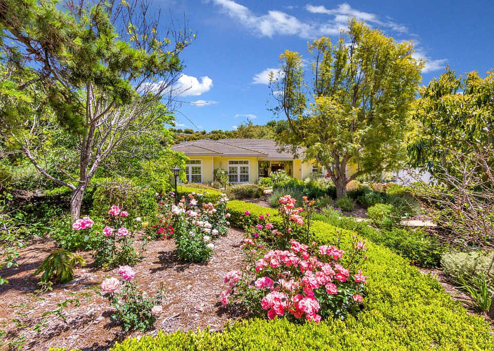 1st image of 5892 N Heatherton Dr