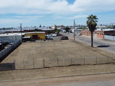 1904 S Sarah St, Fresno, CA, 93721