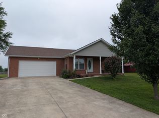 1590 W Locust St, North Vernon, IN 47265