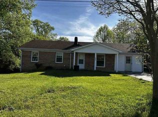 220 Circle Dr, North Wilkesboro, NC 28659