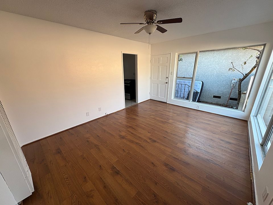 1st image of 1627 W 226th St