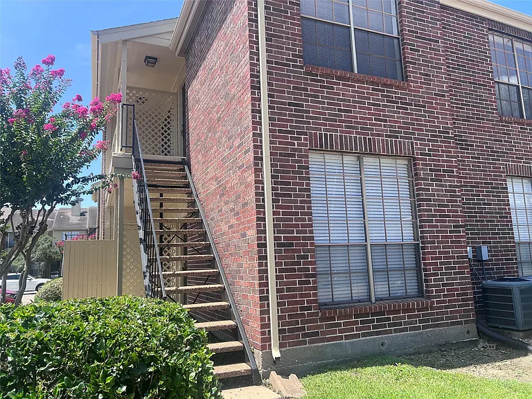 2121 El Paseo St #2006 — Photo 11