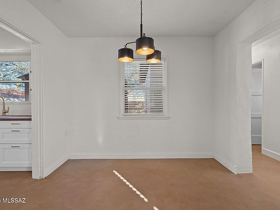 5th image of 1219 E Alta Vista St