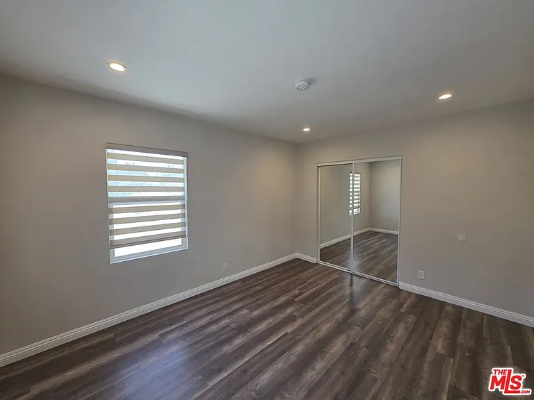 2012 S Holt Ave #2014 — Photo 6