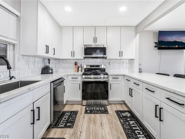 113 Elm St, Henderson, NV 89015