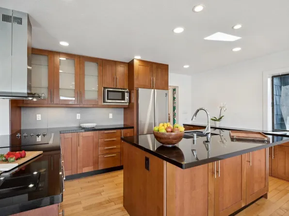 8 Greenwood Cove Drive #B, Tiburon, CA 94920