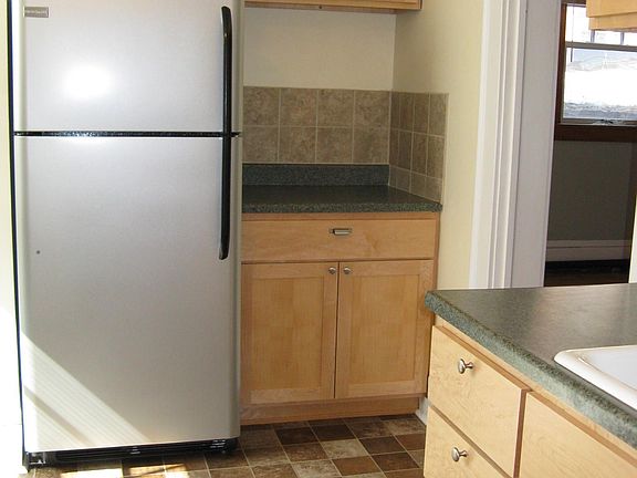 3rd image of 64 Avon St S #6