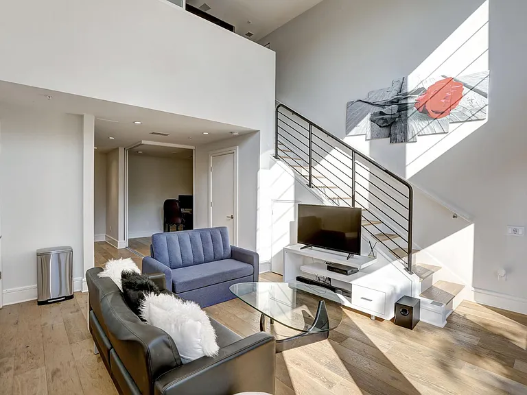 3211 Wisconsin Ave NW #102 — Photo 11