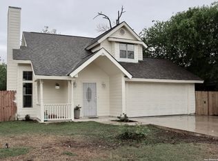 1408 20th St, Hondo, TX 78861
