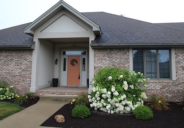 1st image of 613 S Miramar Way