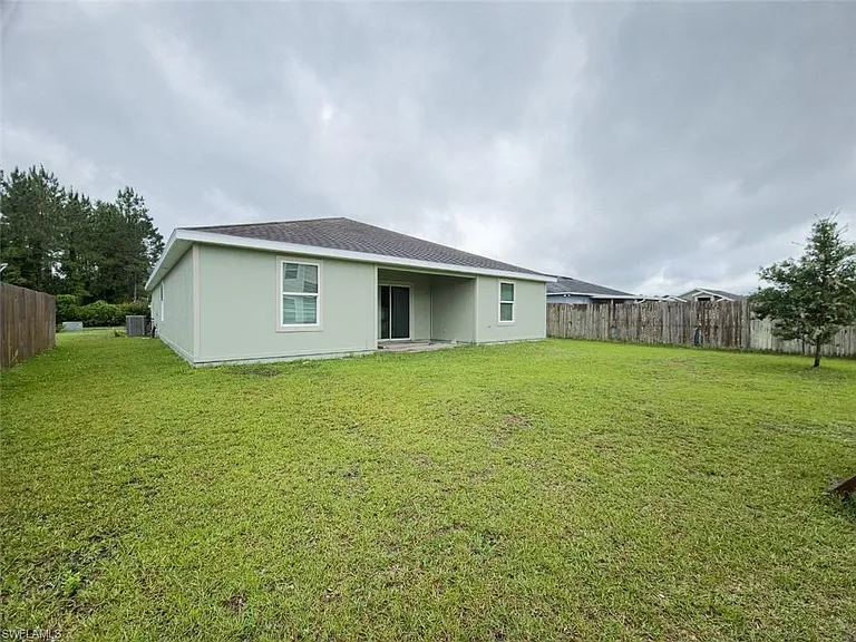 608 Islamorada Dr N — Photo 21