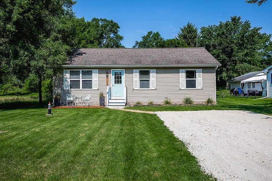 1st image of 106 Kathy Ln