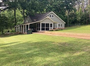 319 Rogers Ave, Bruce, MS 38915