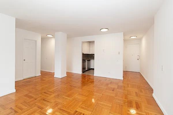 Rented by Siba Management Inc. | media 25