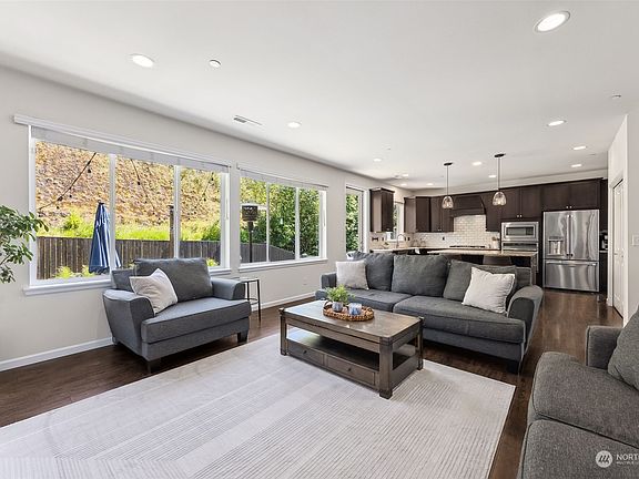 5th image of 17011 West Hill Drive E