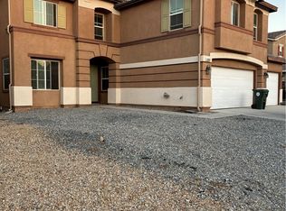 14843 Coachman Rd, Victorville, CA 92394