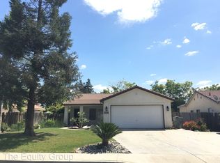 2130 N Shady Ct, Visalia, CA 93291