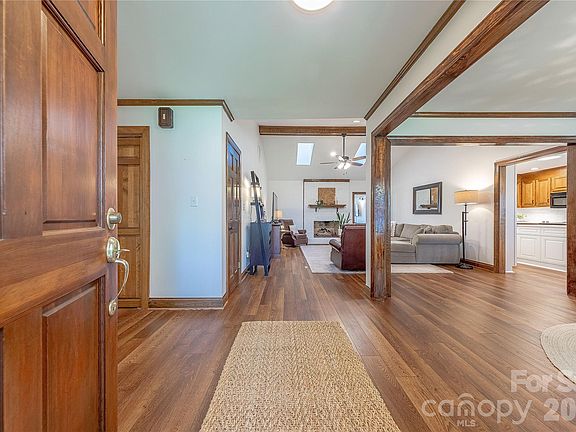 2nd image of 2735 Bent Oak Dr