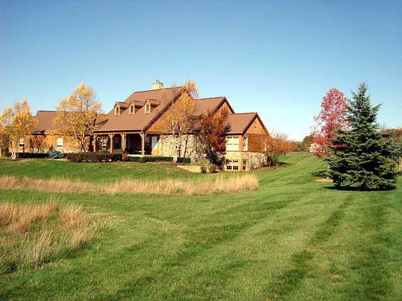 3rd image of 150 Hidden Creek Dr