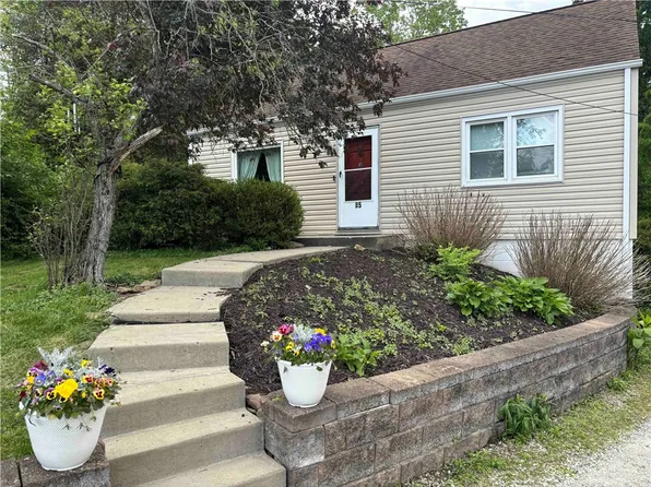85 Adams Dr, Pittsburgh, PA 15241