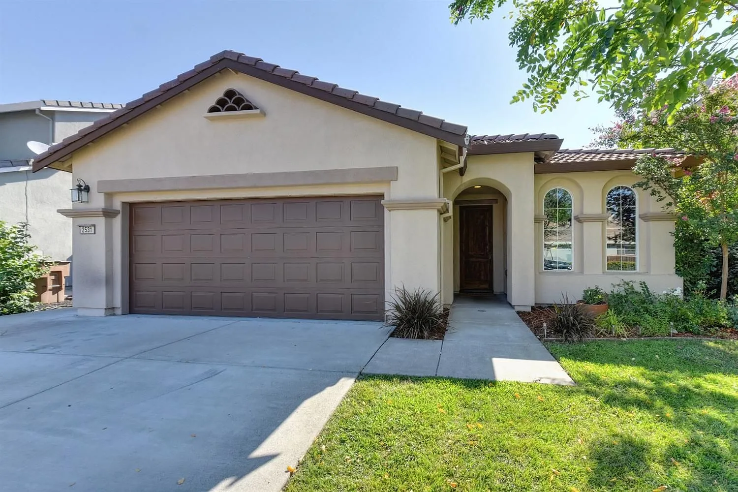 2531 Dinis Cottage Way photo 1