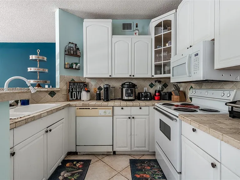 19601 E Country Club Dr #7104 — Photo 12