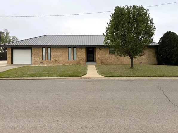 315 N Colorado Dr, Laverne, OK 73848