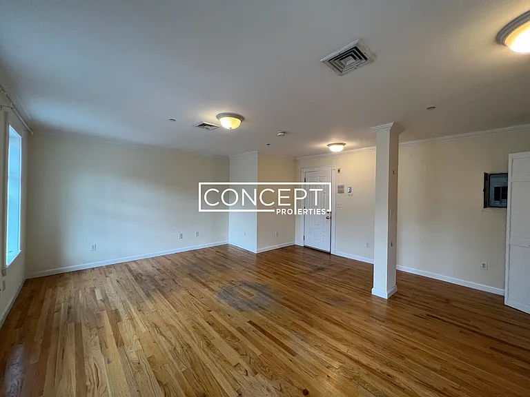 4 Bishop Allen Dr #3 — Photo 8