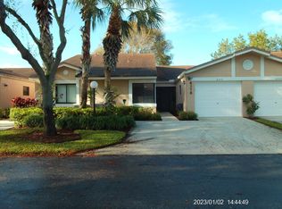 8378 Springlake Dr #E, Boca Raton, FL 33496