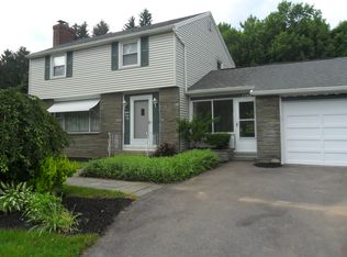 1561 Shoecraft Rd, Penfield, NY 14526