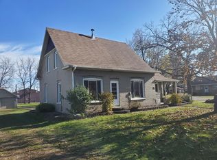 272 Brooks St S, Eden Valley, MN 55329