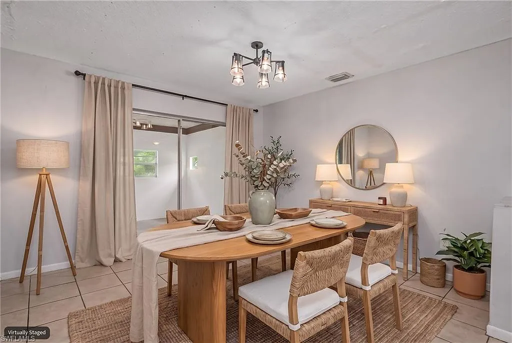 3 bed, 2.0 bath, 1238 sqft, $1,895 — Photo 3