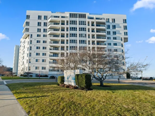 2001 Marina Dr #214W, Quincy, MA 02171