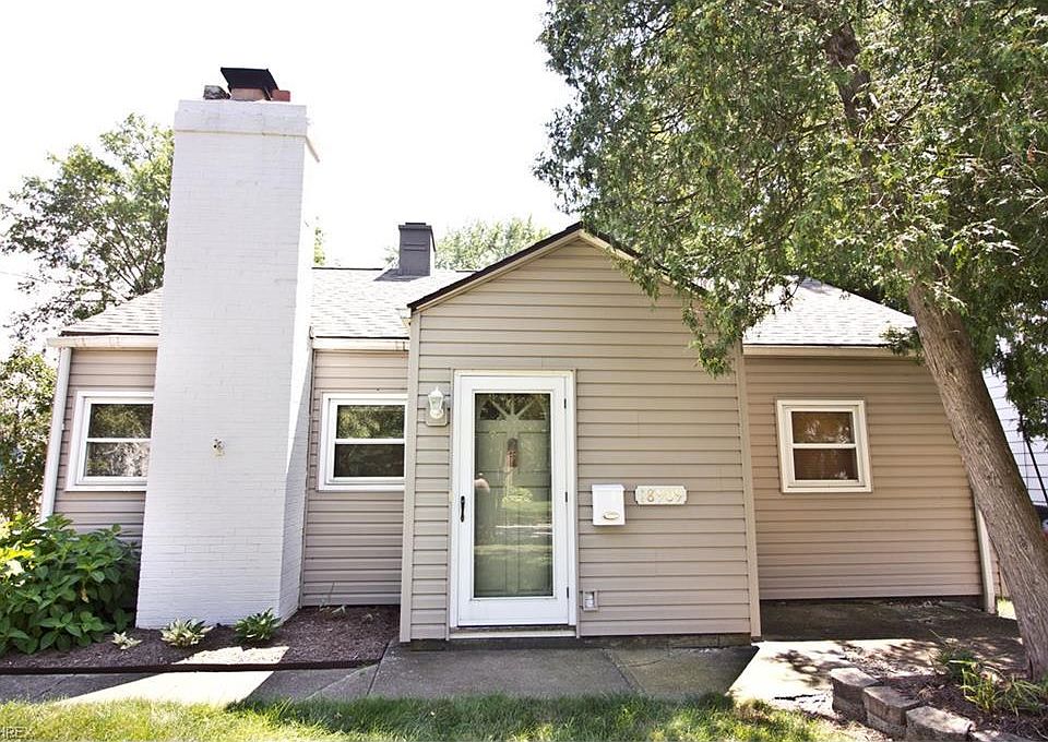 1st image of 18909 Ferncliffe Ave