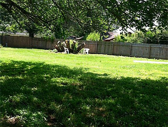  Large shaded area for those backyard parties