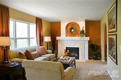 4th image of 2712 Parkerridge Dr