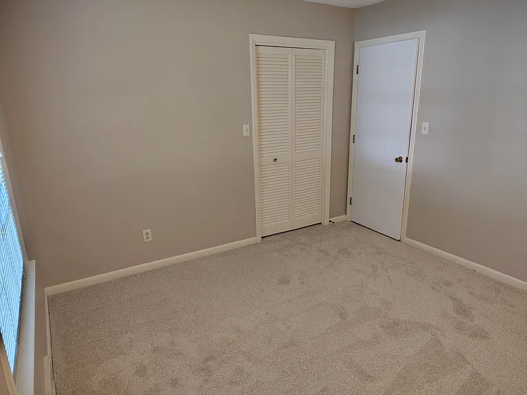 434 Shady Ln — Photo 17