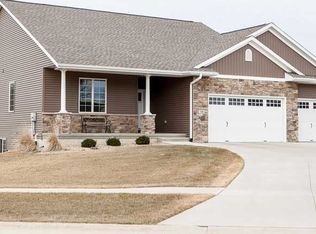 110 Grand Ave, Marion, IA 52302