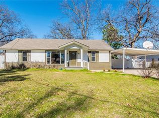 308 E Main St, Pilot Point, TX 76258