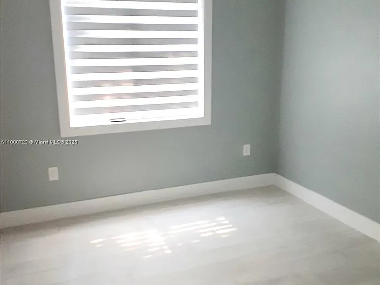 23 Jenny Ln — Photo 20