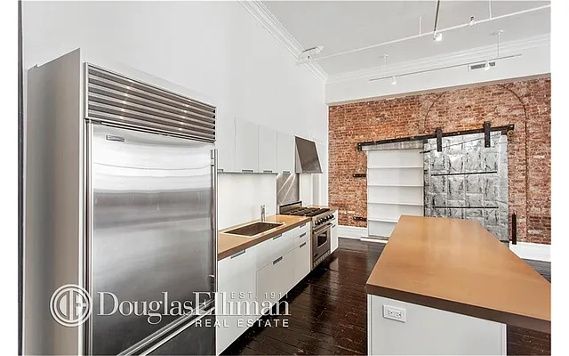 Rented by Douglas Elliman | media 10